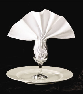 81" Round Permalux® 50/50 White Momie Tablecloths